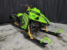 Arctic Cat M 8000 (2023)