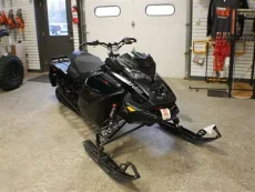 Ski-Doo Renegade X-RS 900 ACE Turbo (2023)